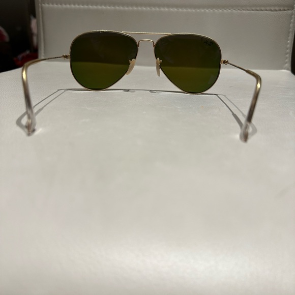 Red mirrored Ray Bans - Picture 3 of 3